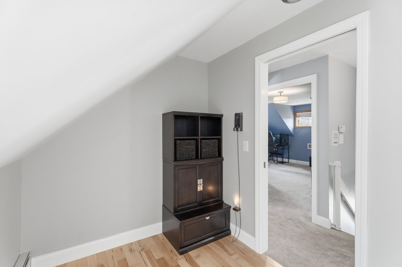 571 Linden St