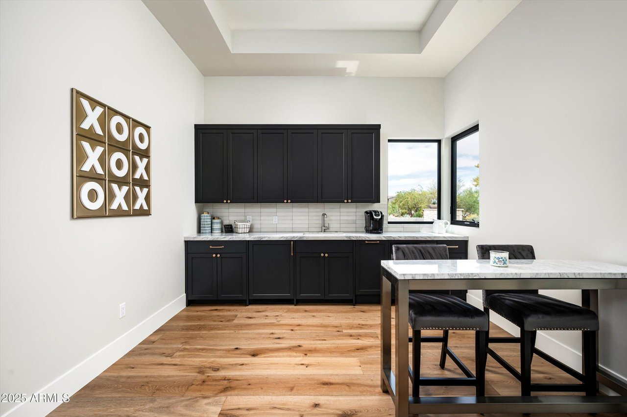 8328 E WHISPER ROCK TRL