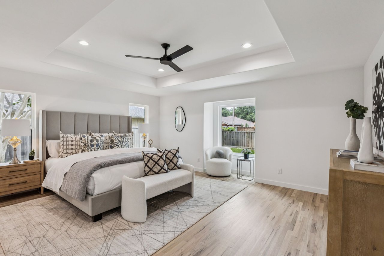Available now  | 4216 Rickover 