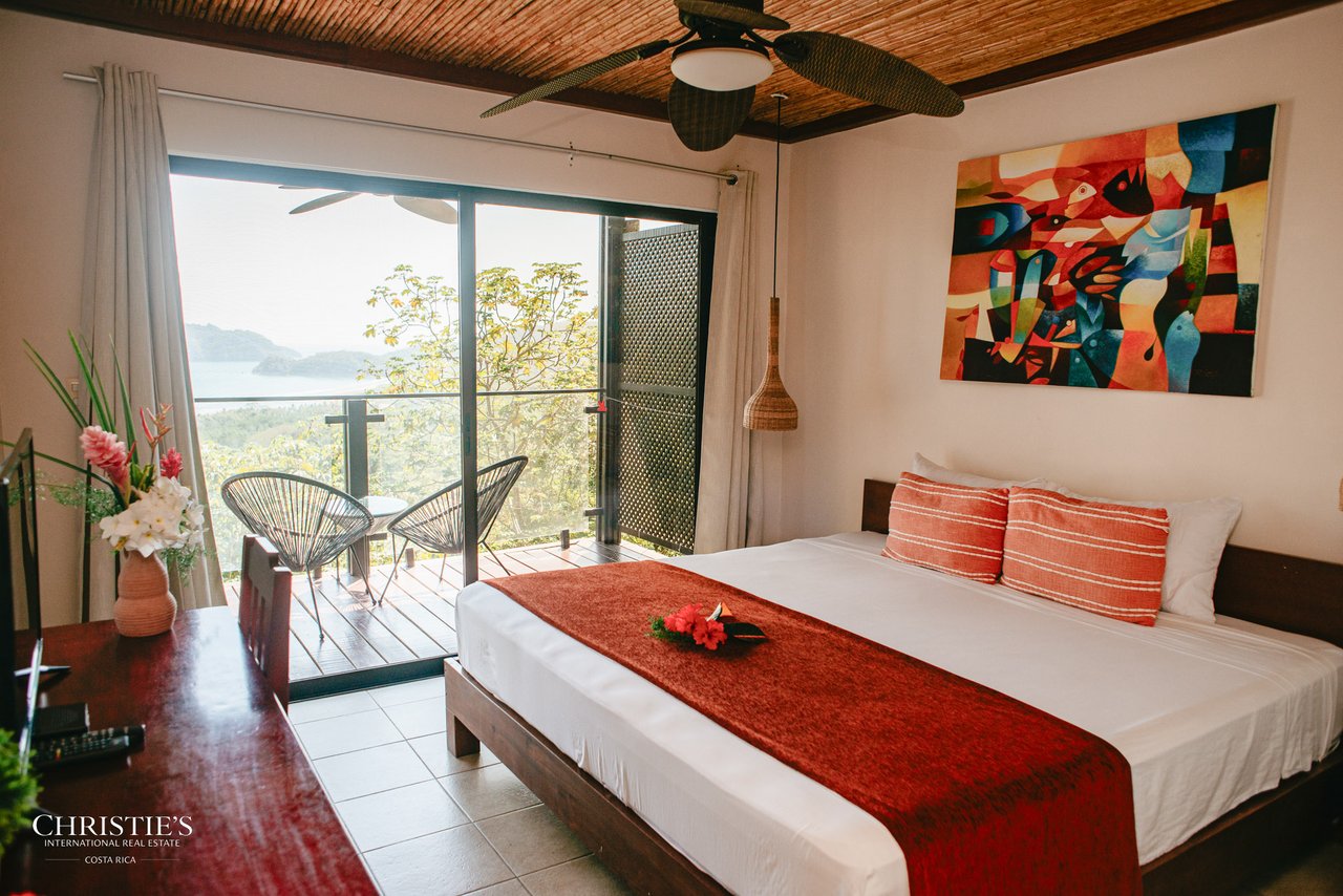 Vistas Las Islas Hotel - The Crown Jewel Overlooking Isla Tortuga and Playa Organos