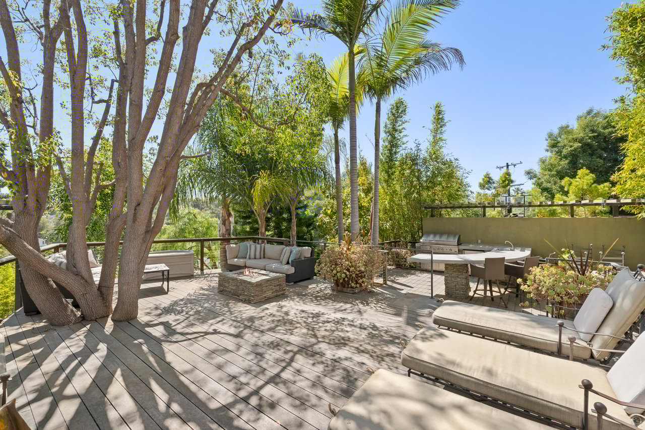 2325 Duxbury Cir