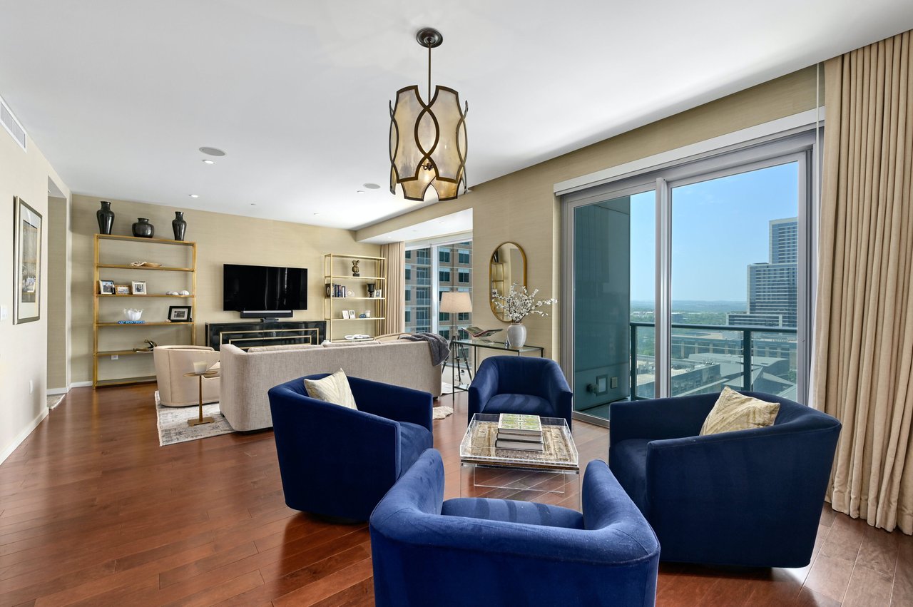 200 Congress Ave Unit 15A