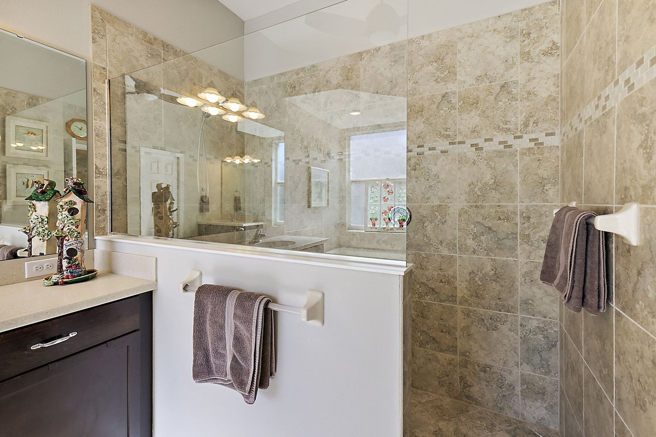 8376 Bridgeport Bay Cir