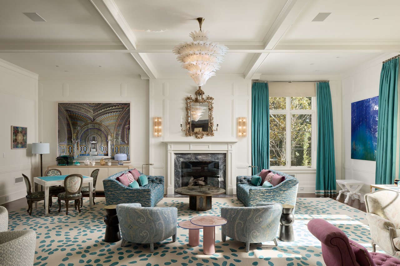 250 N Carolwood Dr, Holmby Hills