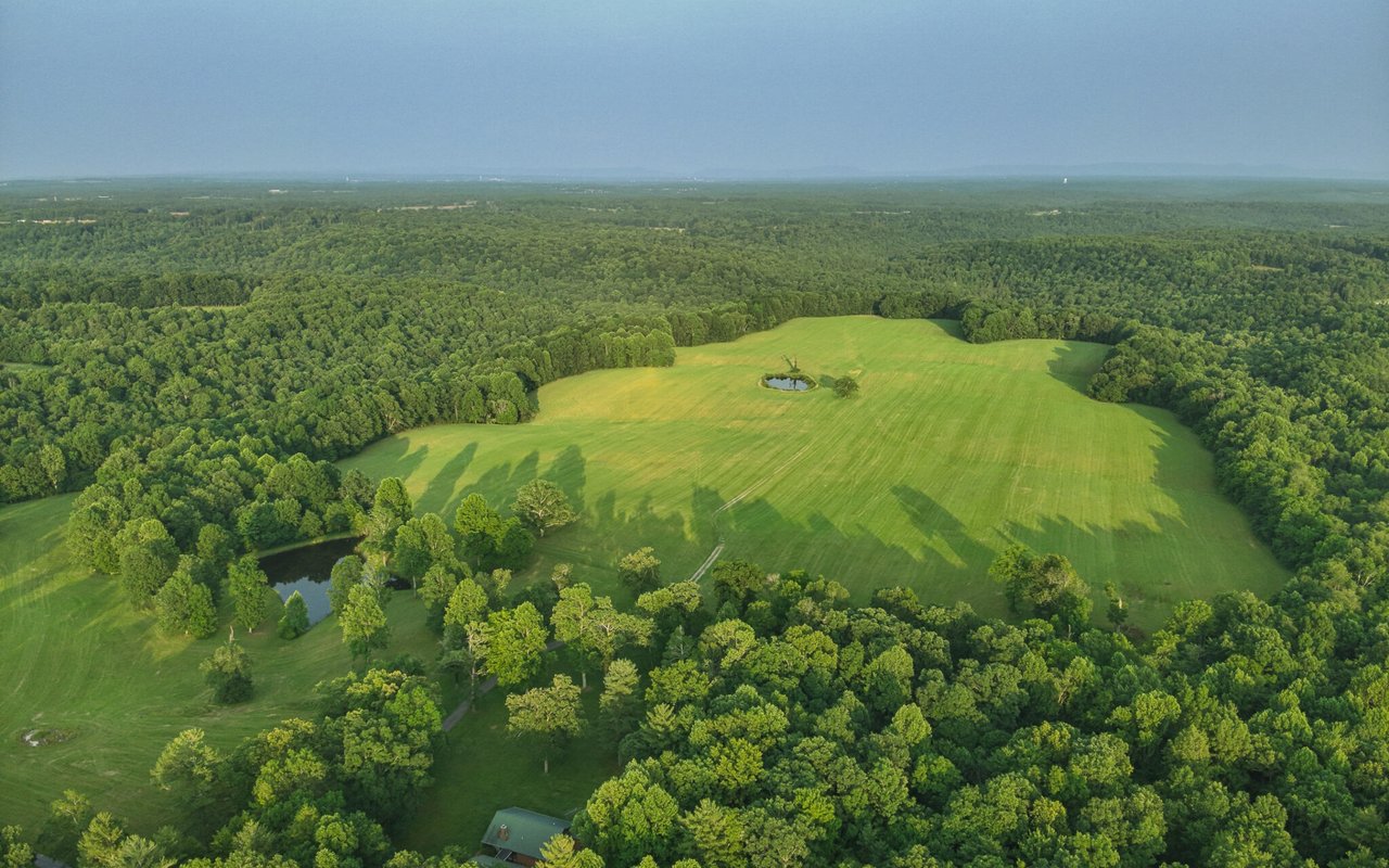 Wallace Luxury Spotlight | Mayland Farm in Crossville, TN