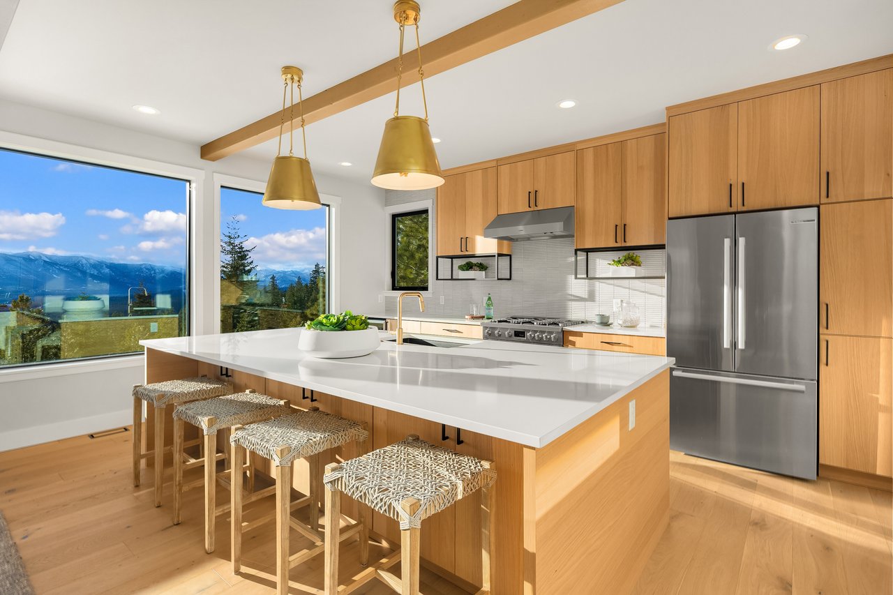 2241 Forest Ridge Drive