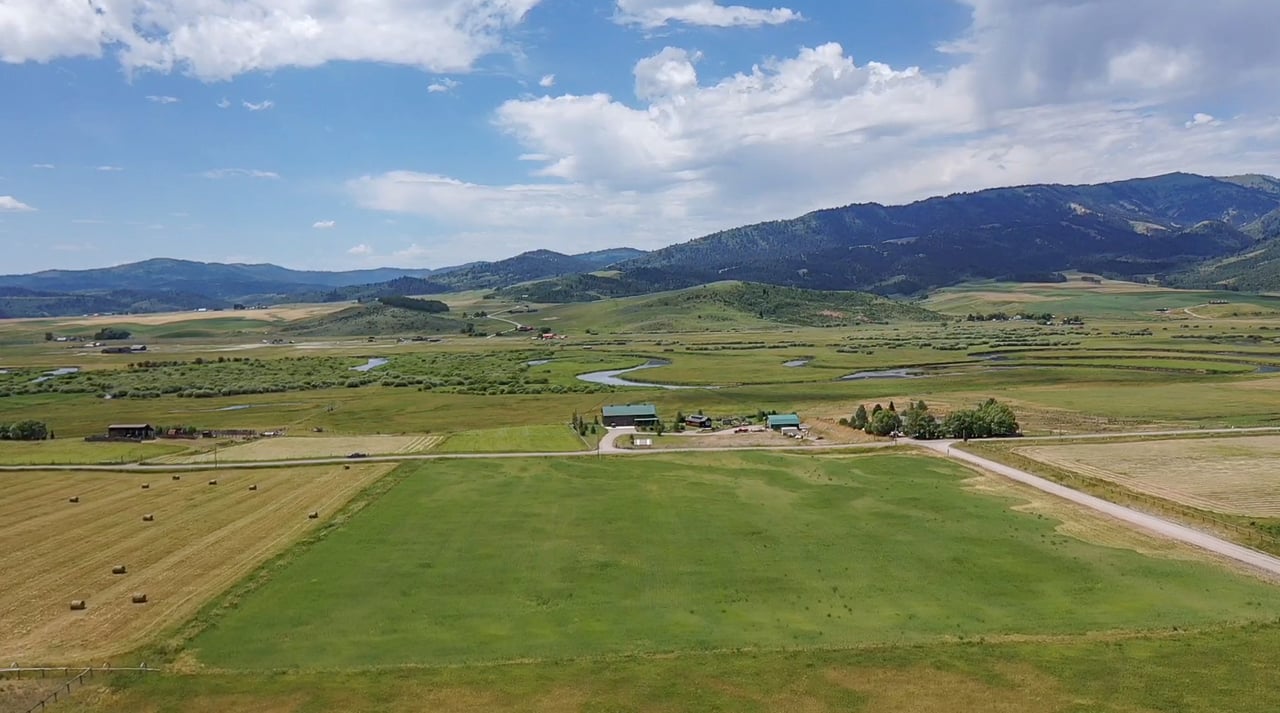 LOT 5 ROYAL Loop