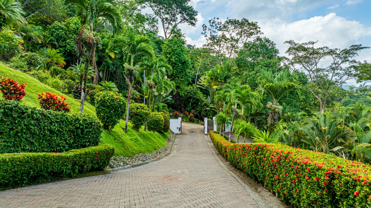 Luxury Best Ocean View Estate in Uvita