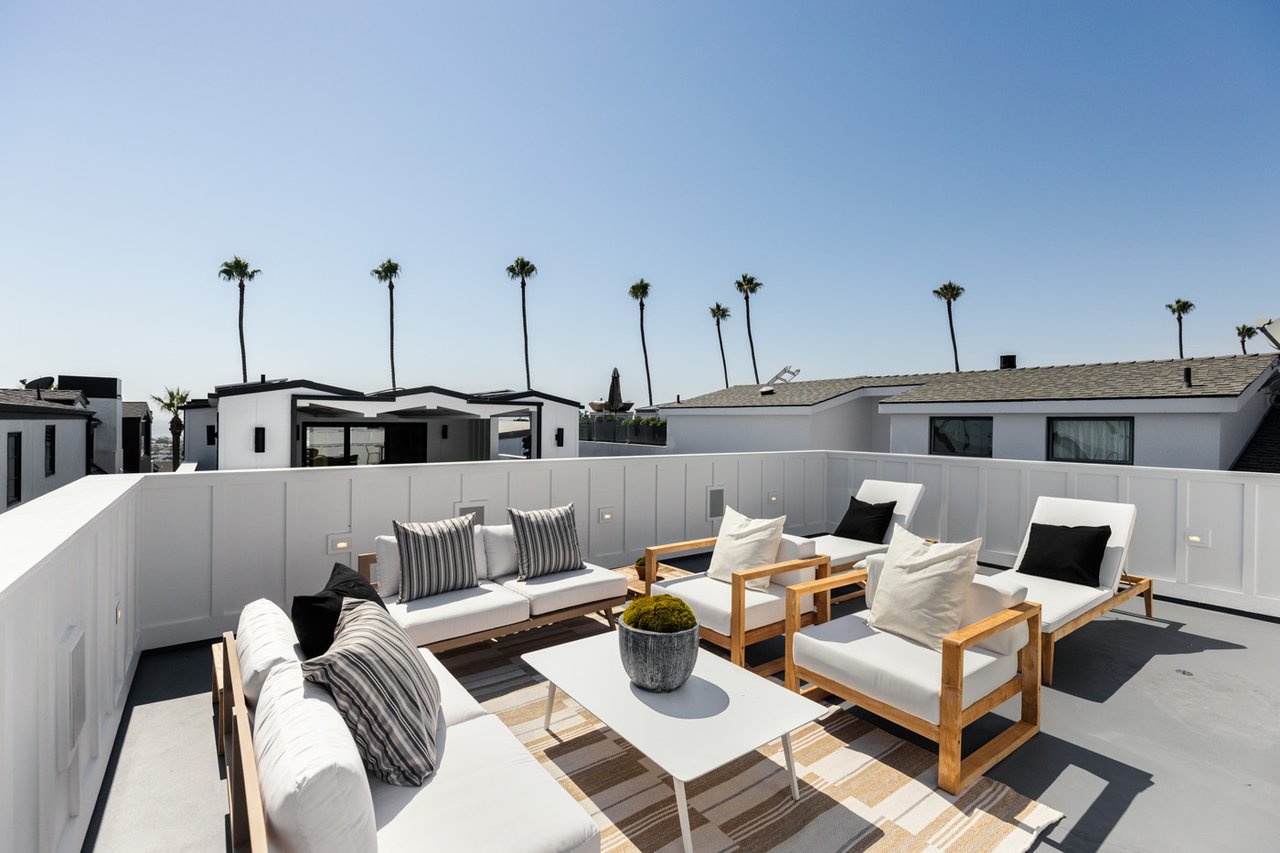 2322 Pacific Drive