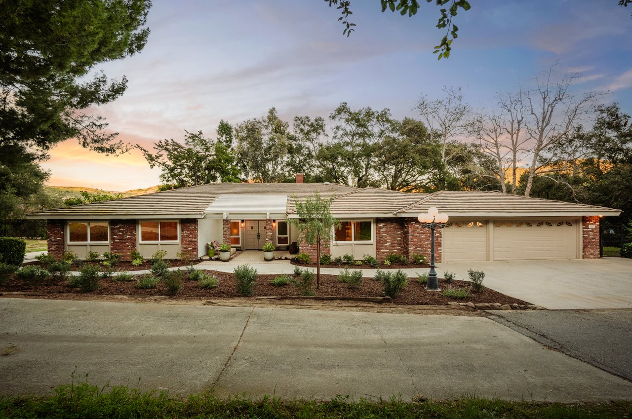 7817 E. Sandberg Lane