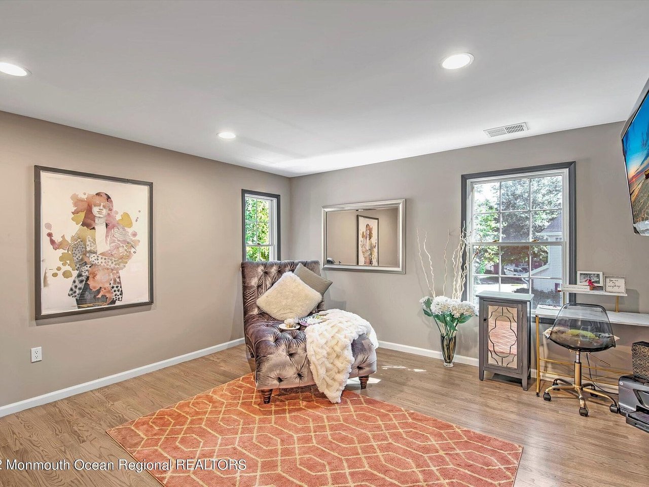 11 Smock Court