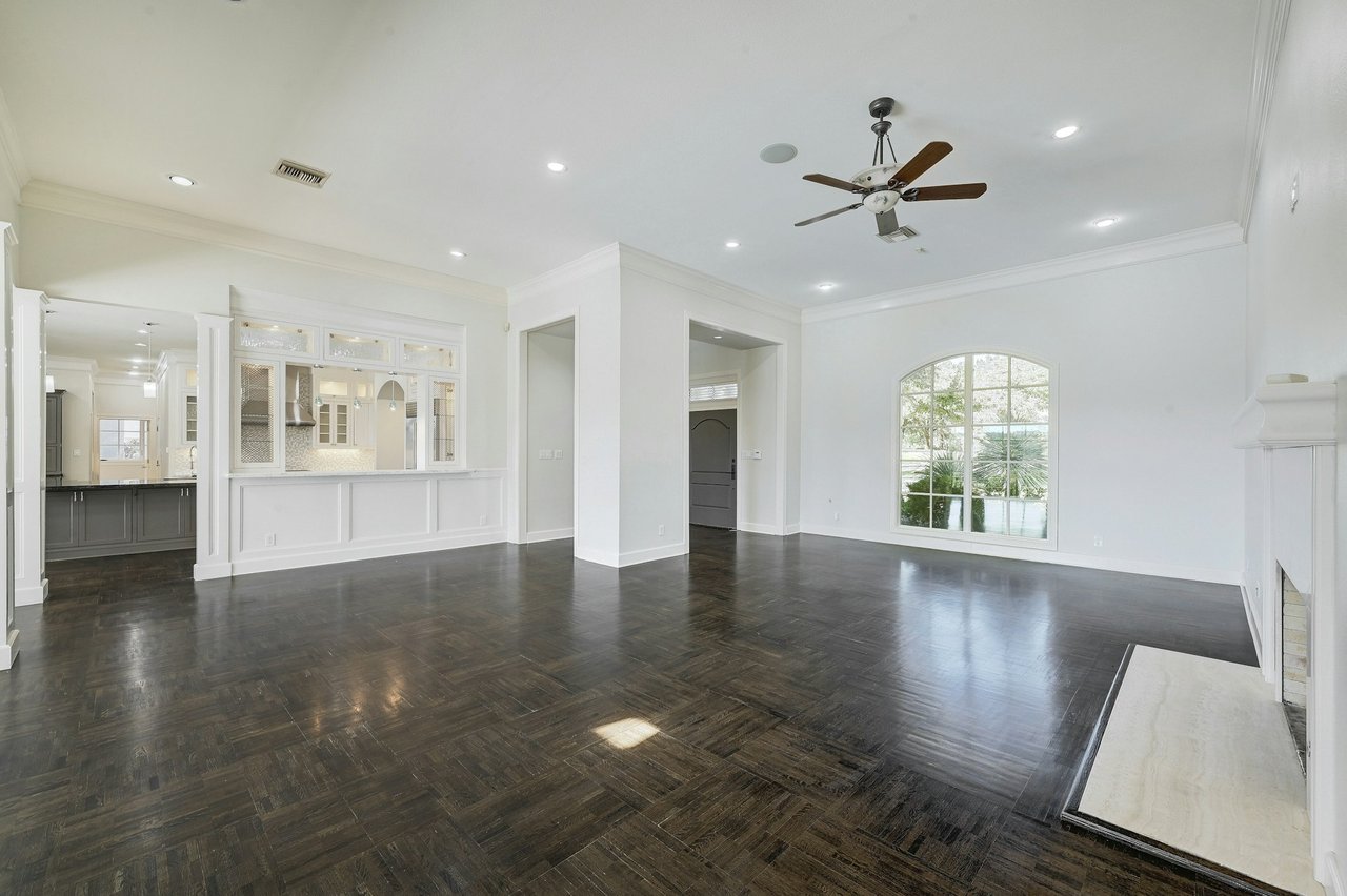 Coming Soon in Barton Creek!