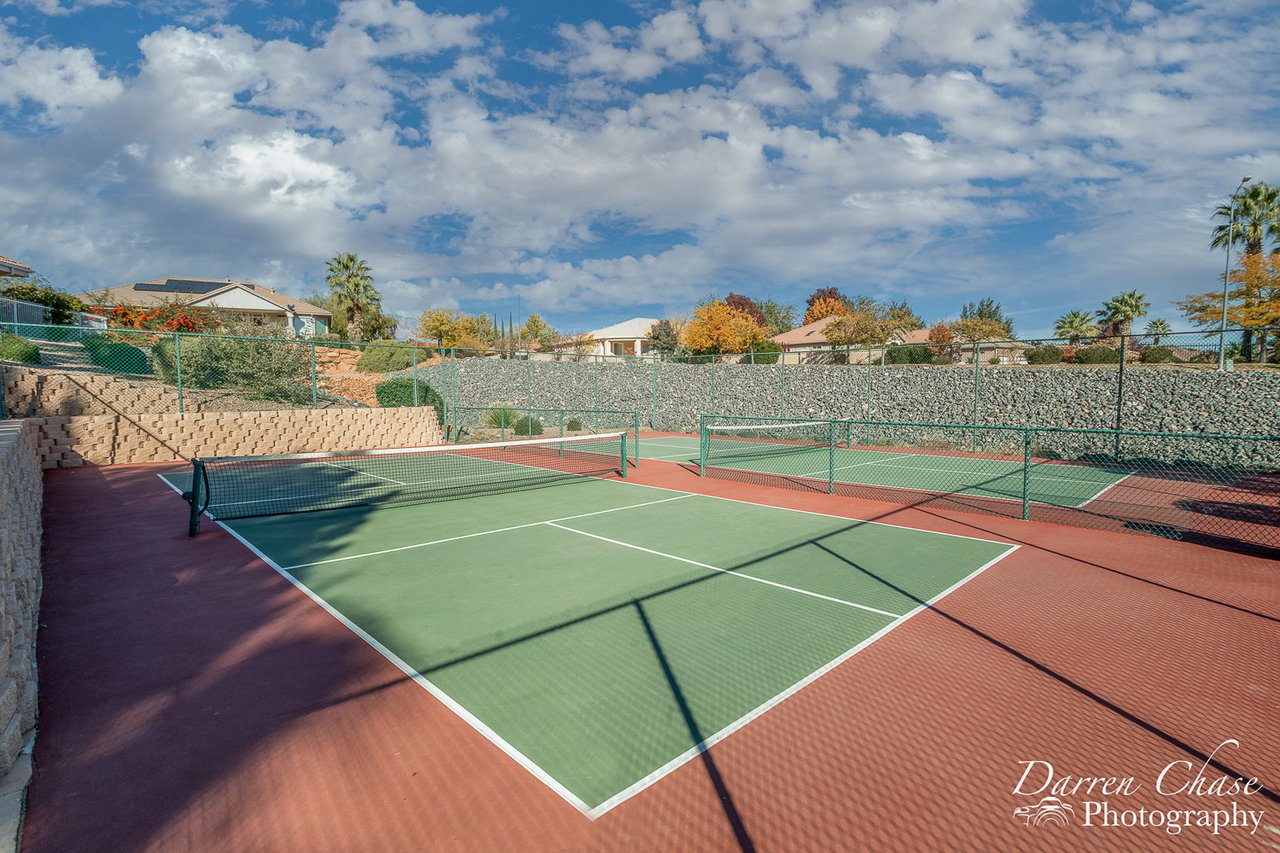 1319 W Red Butte Dr