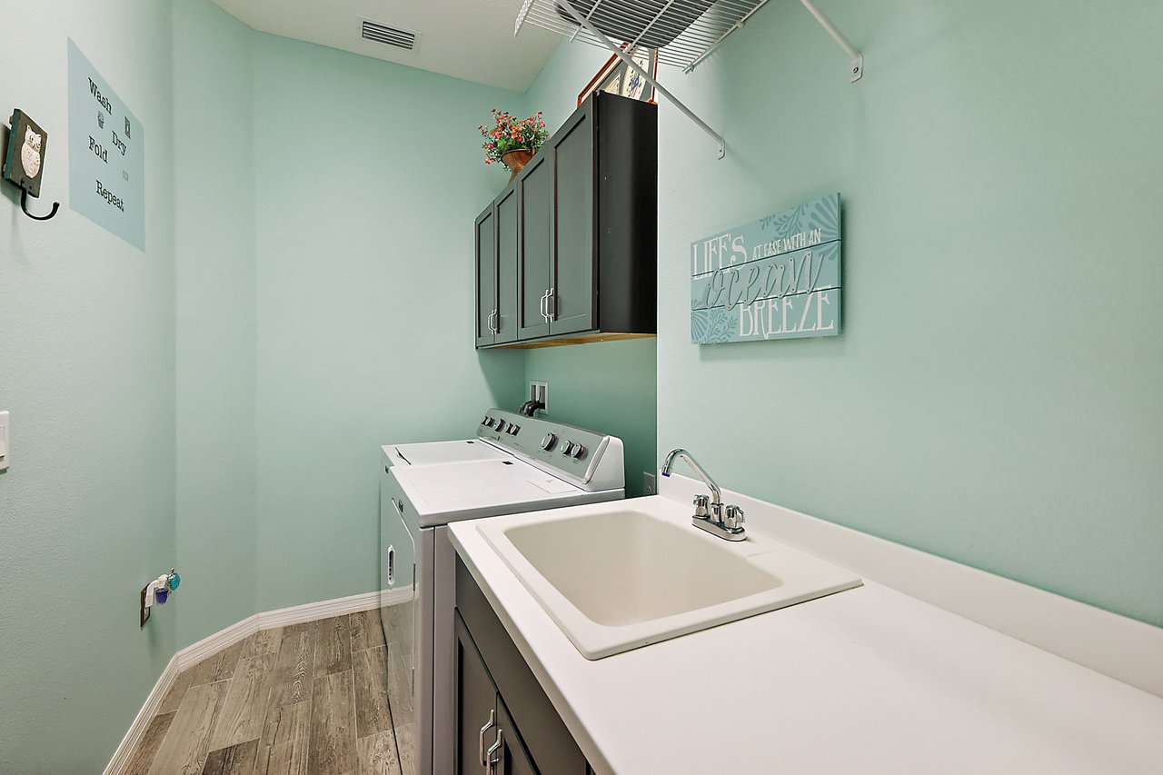 8376 Bridgeport Bay Cir