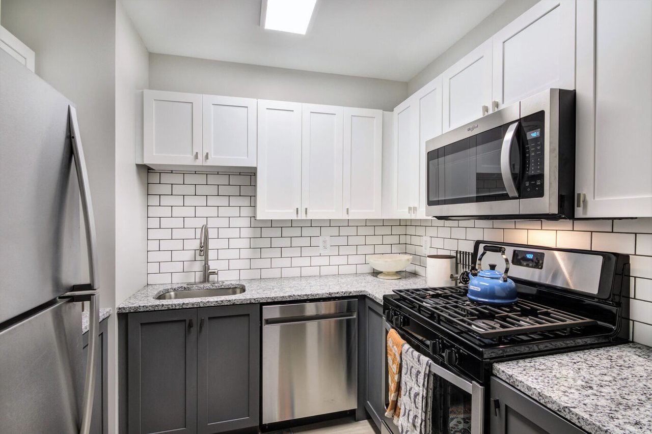75 Saint Alphonsus St., #1110