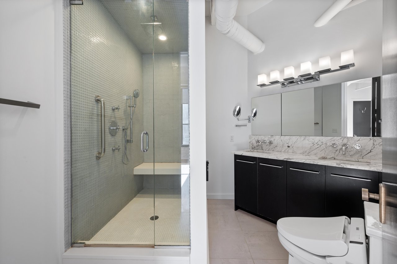 900 West Jackson Boulevard Unit 3W 