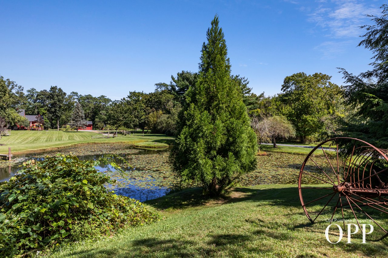 A Pastoral Haven on Nearly 3 Acres, Surrounded by Protected Land