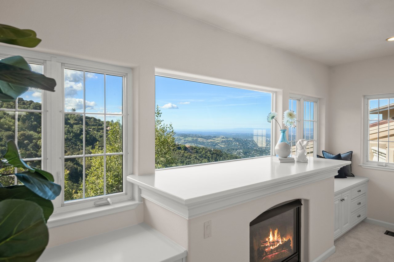 15940 Wildcat Ridge, Saratoga