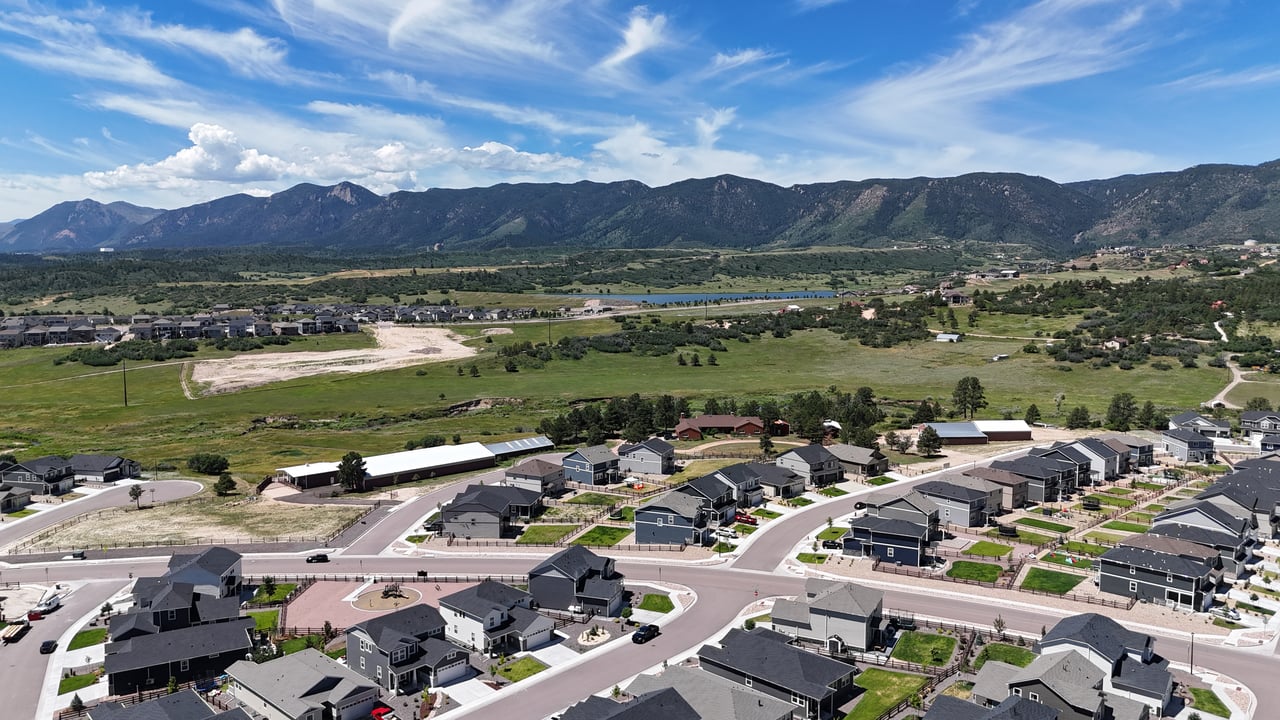 16015 Mountain Flax Drive