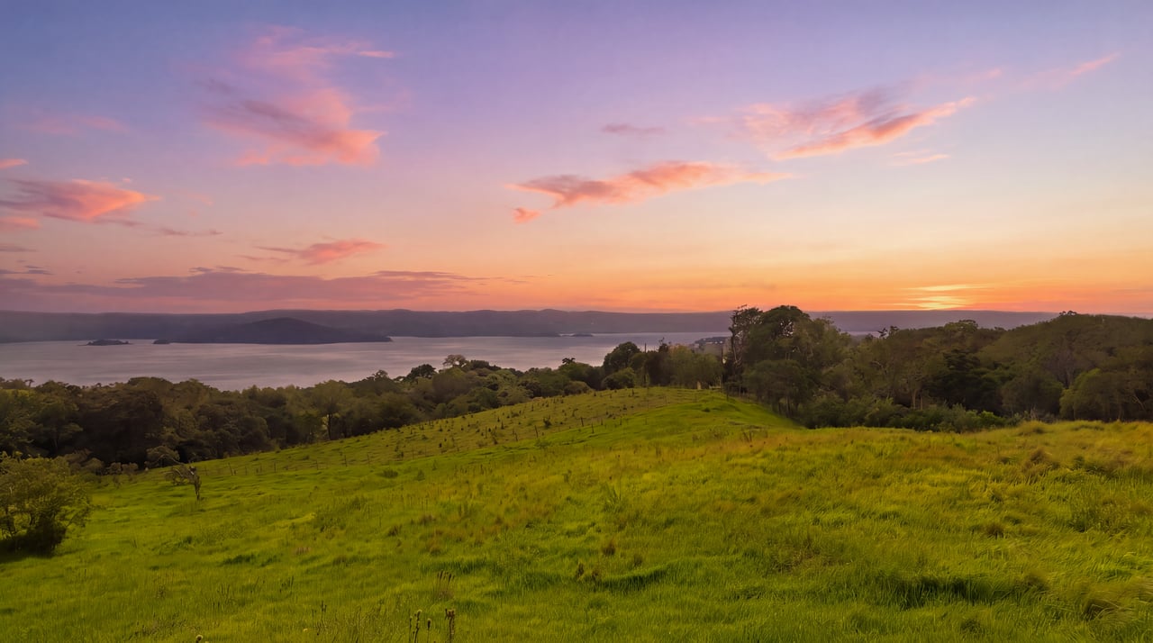 1.9 Acre Lake View Property Arenal - Tilaran 