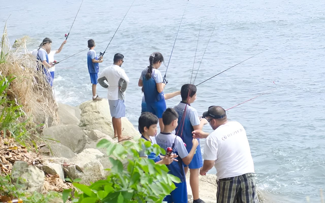 Estudiantes de Quepos Reciben Taller Sobre Pesca Sostenible