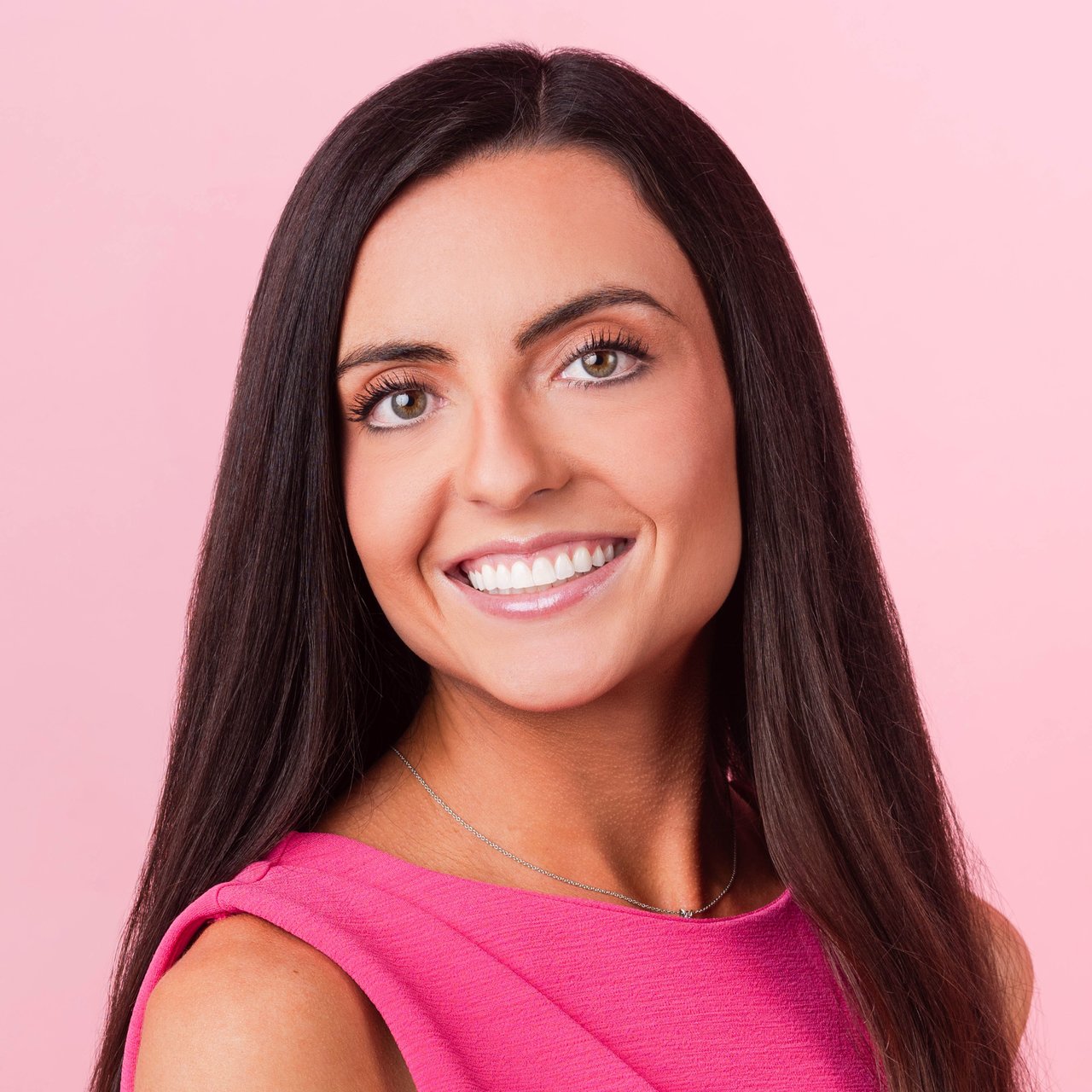 Andréa Price Syracuse, NY Real Estate Agent Headshot 
