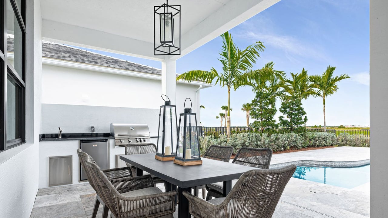 13537 SW Shinnecock Dr