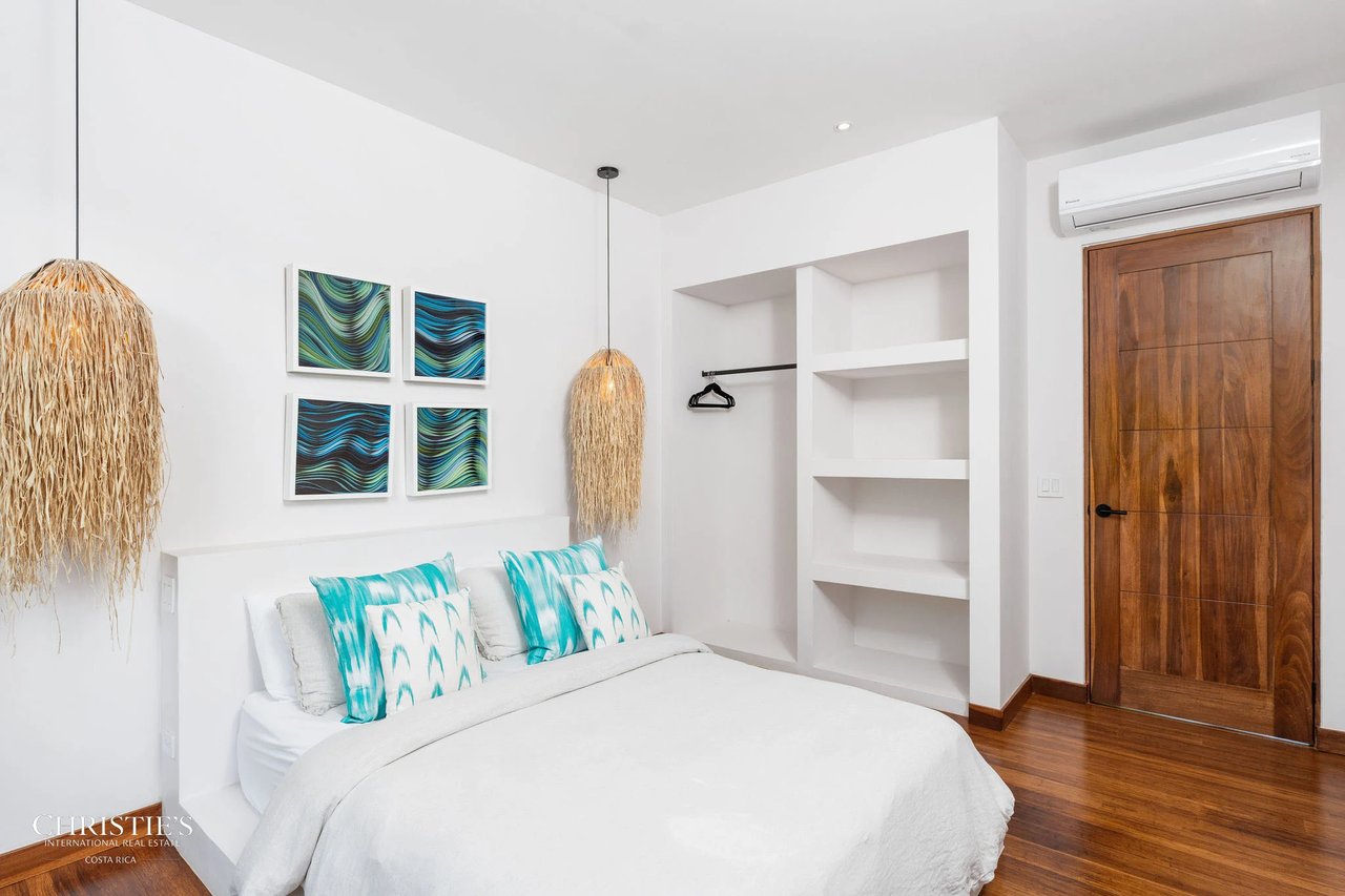 Casa Lola – Contemporary Beachside Oasis in Playa Grande