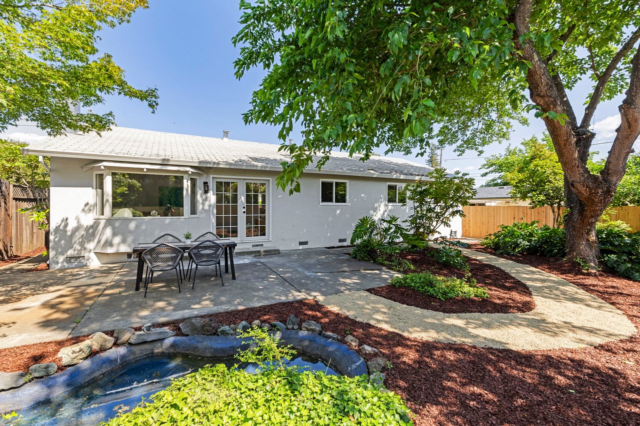 1007 Harold Ln