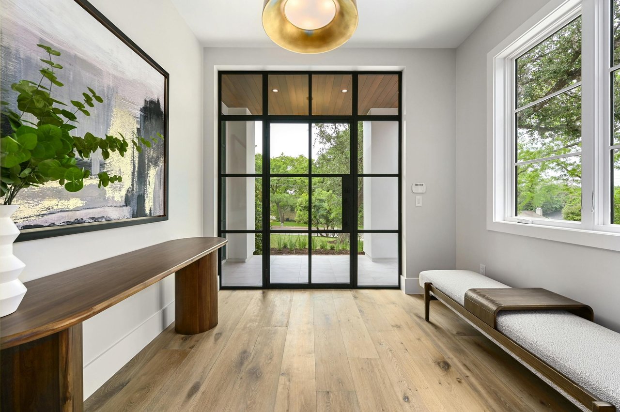2400 Bridle Path