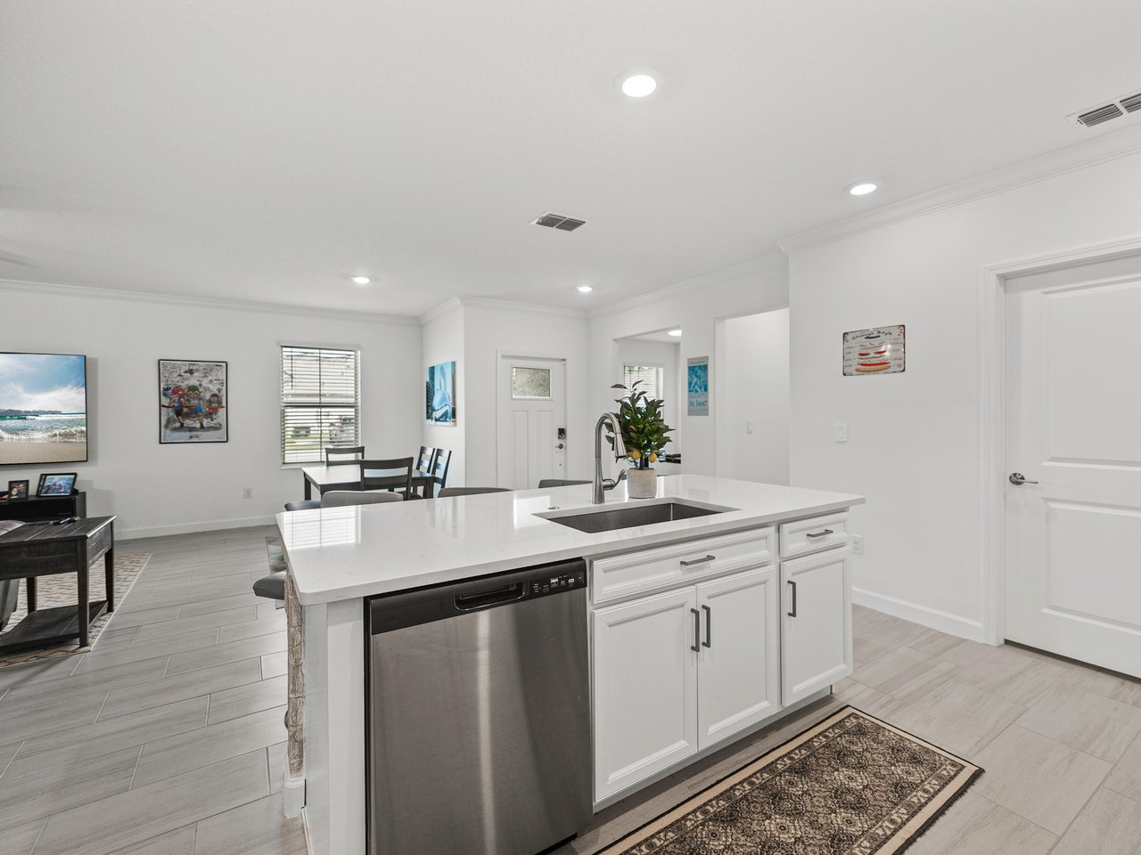 31500 MAGNA GULF LOOP