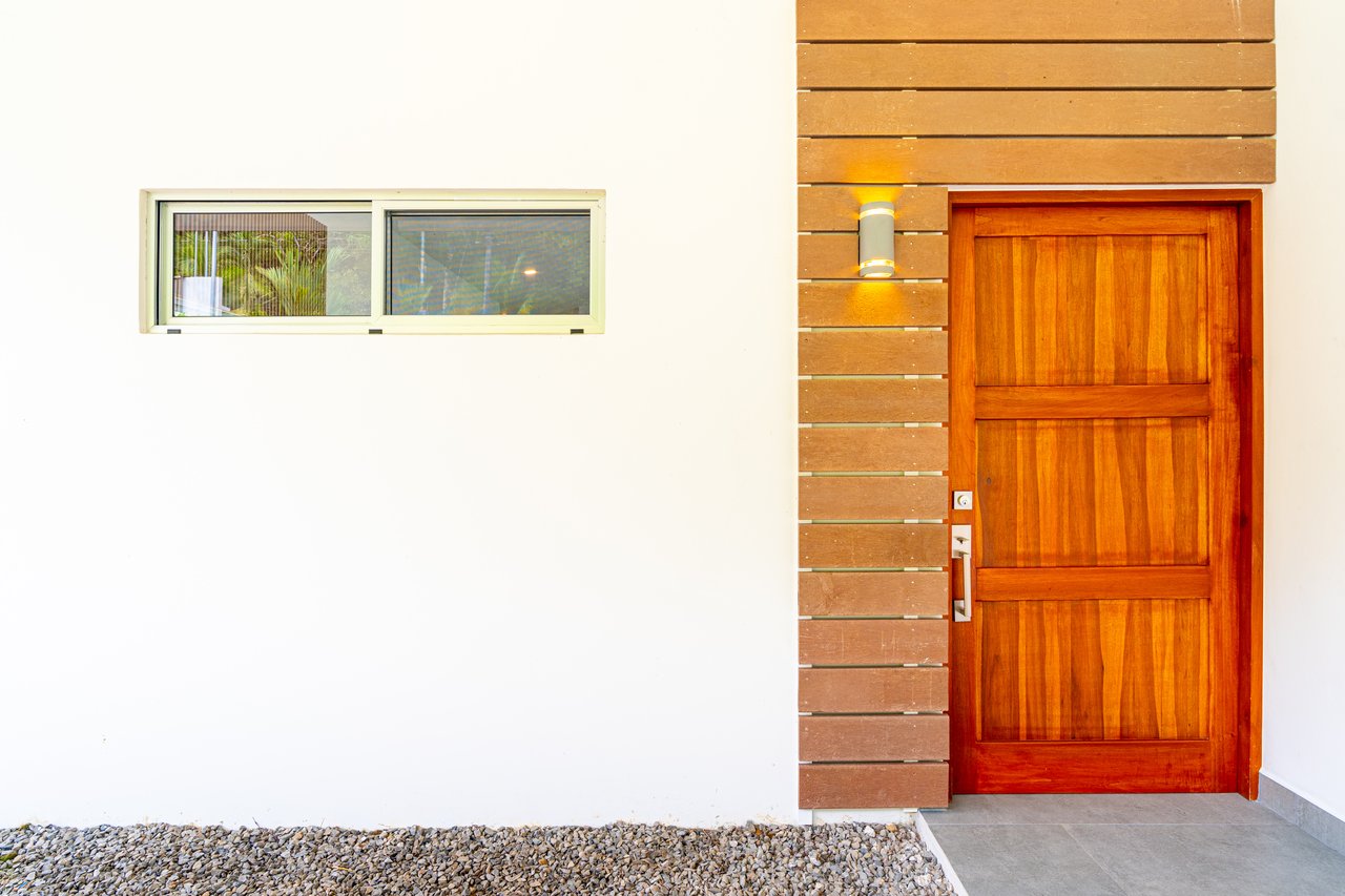 Brand New Home! Nature Lovers Escape by Uvita's Bamboo Forest and Swimming Holes