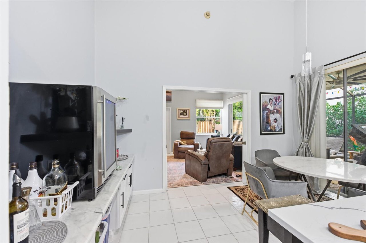 2495 NW 66th Dr