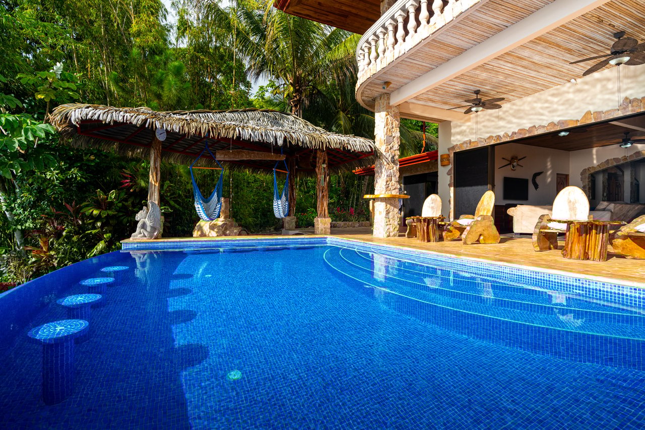 Castillo Puesta del Sol, Escalares - 