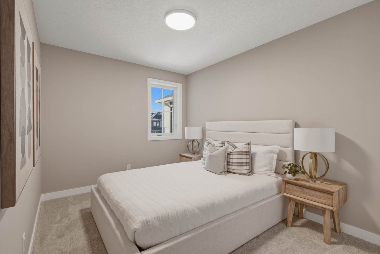 135 Belvedere Crescent SE