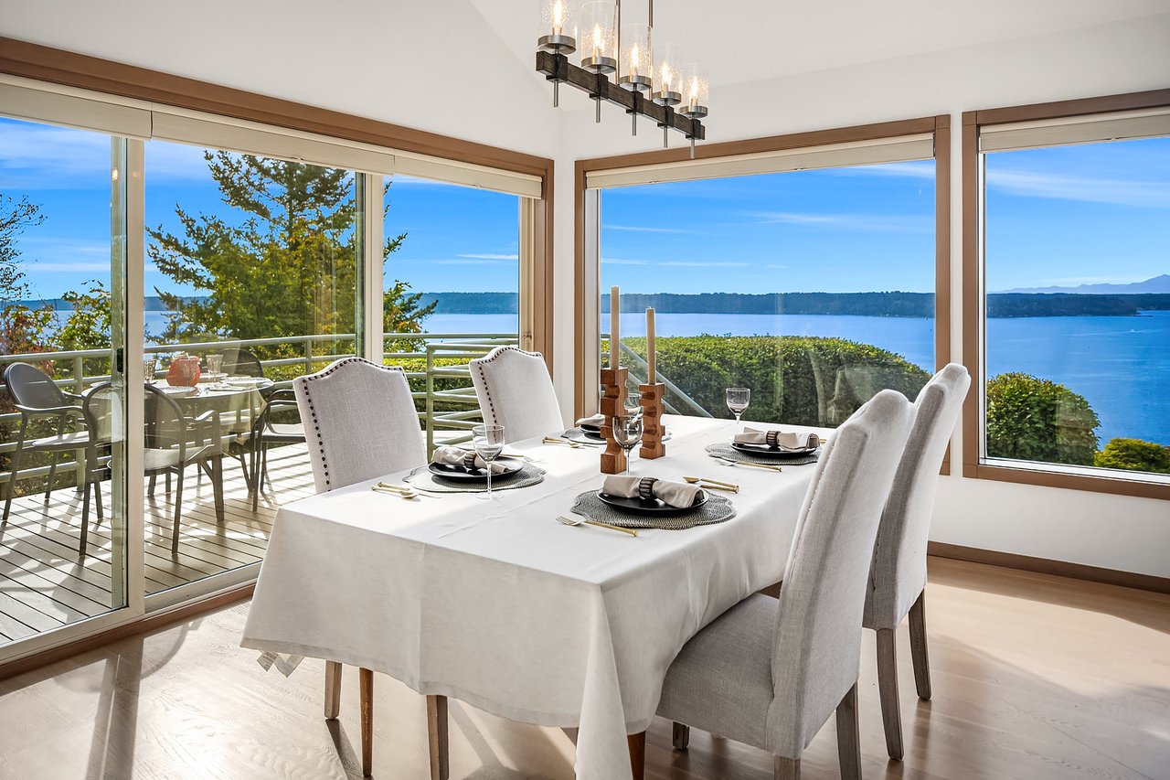 10245 Marine View Drive SW