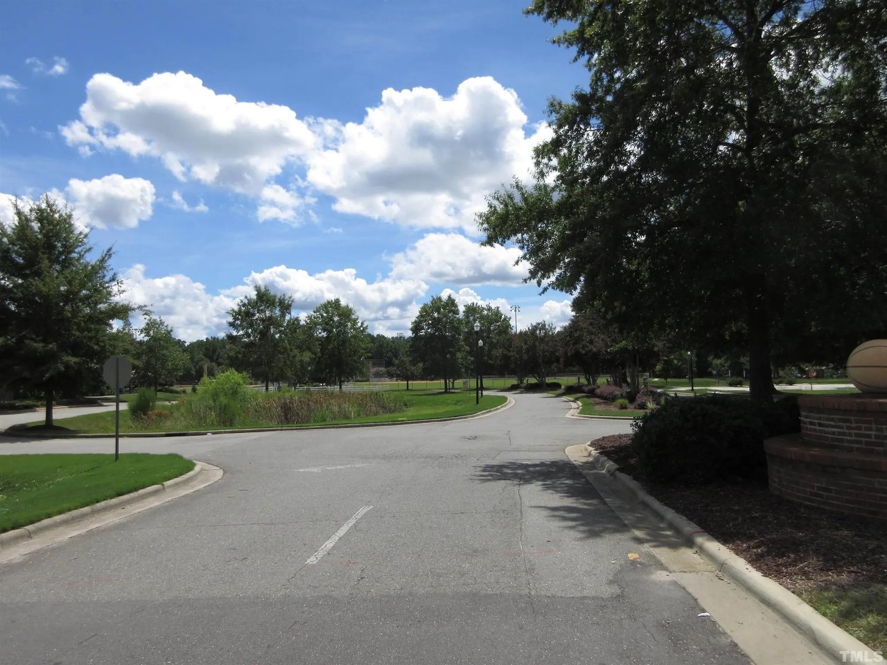 39 N Cousins Ct