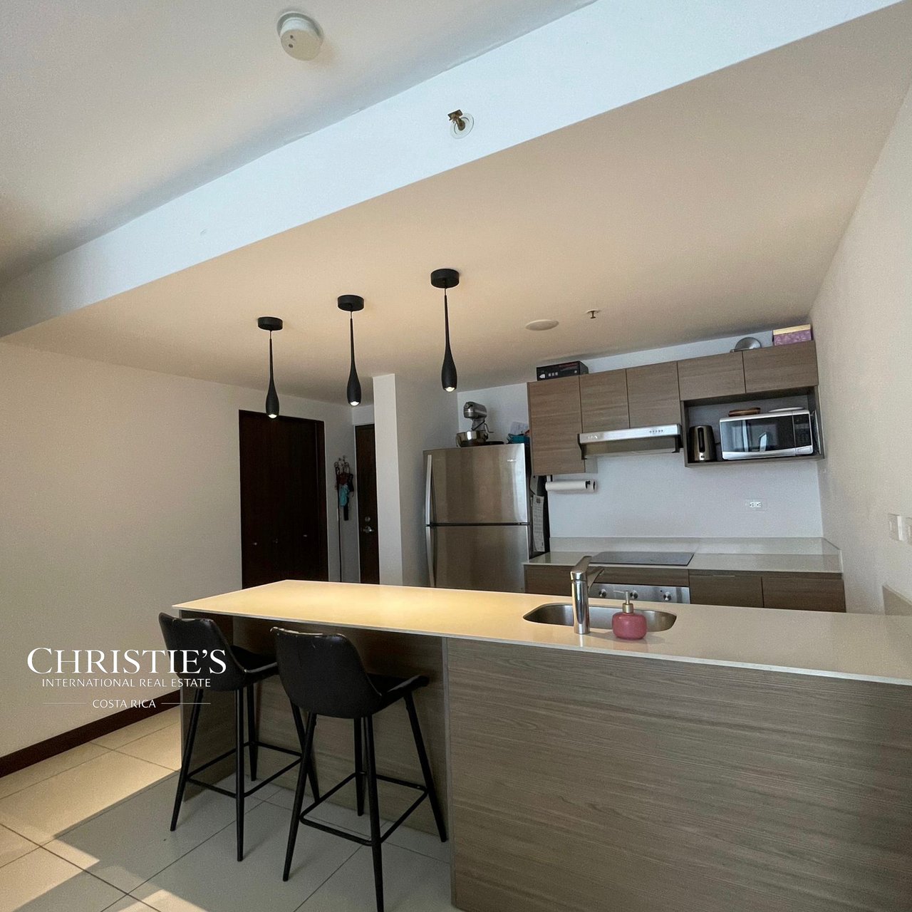 Contemporary 15th Floor Residence at U Nunciatura – Rohrmoser