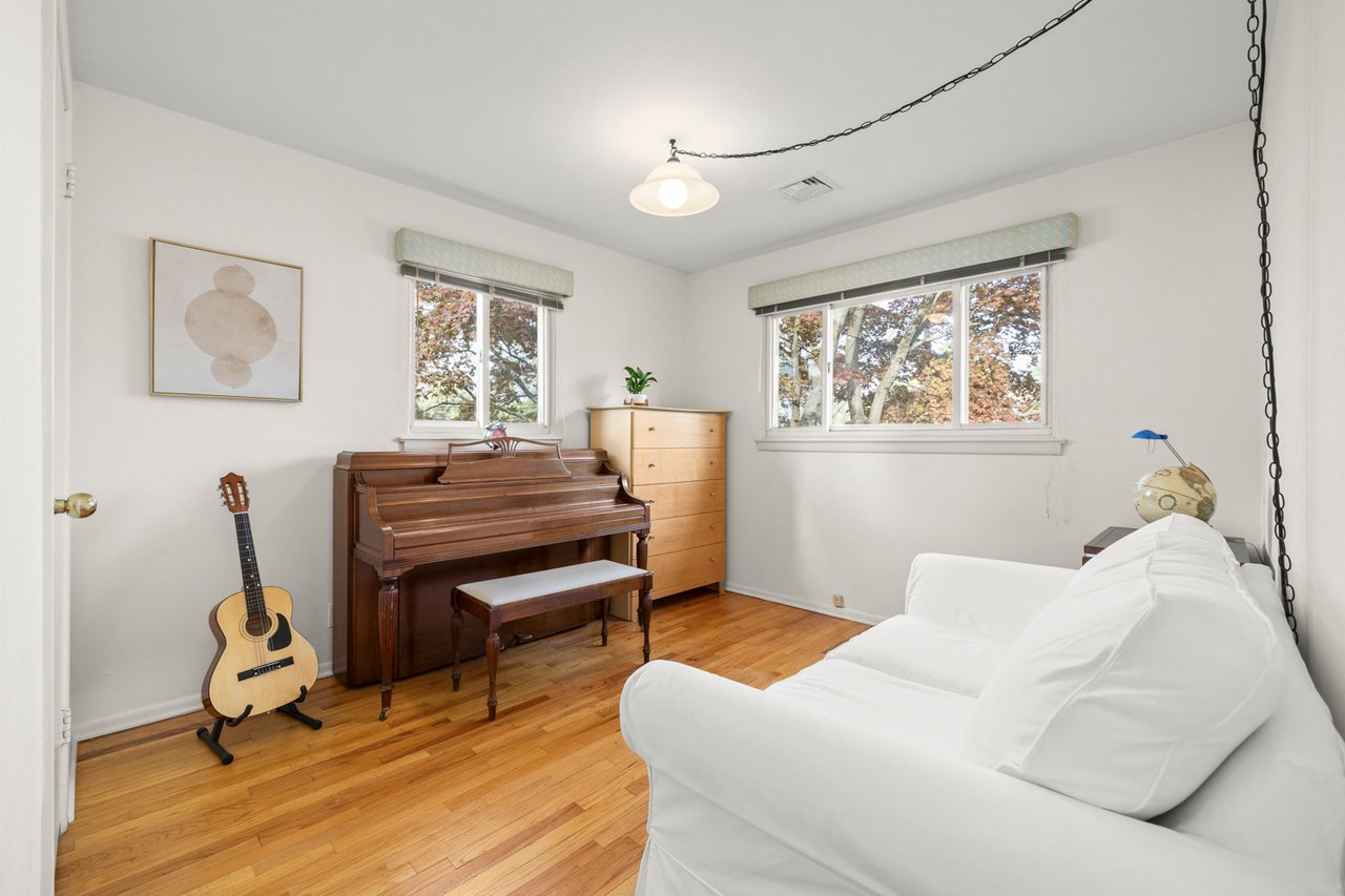 7 Kinkead Dr, Livingston