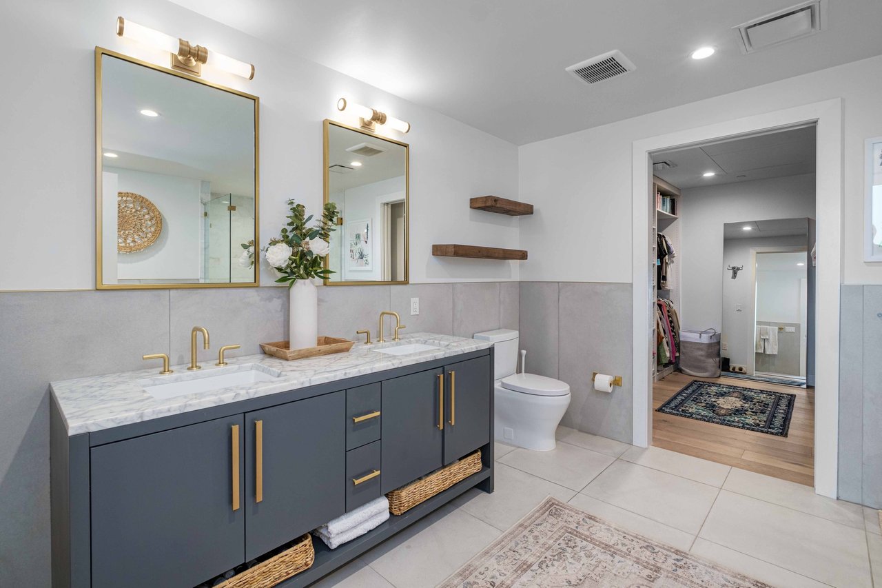 70 Rainey Street #1706
