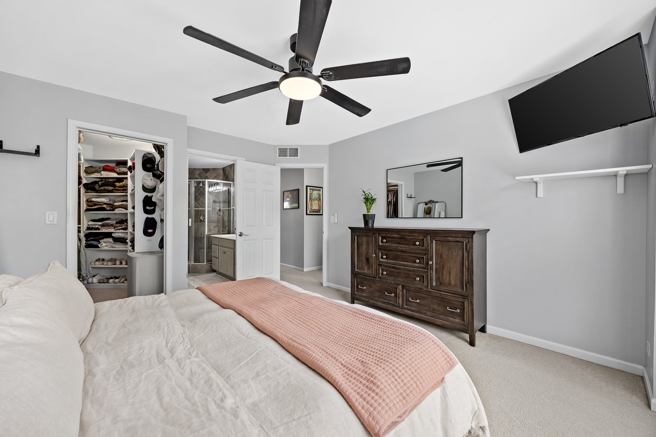 1103 Longwood Dr