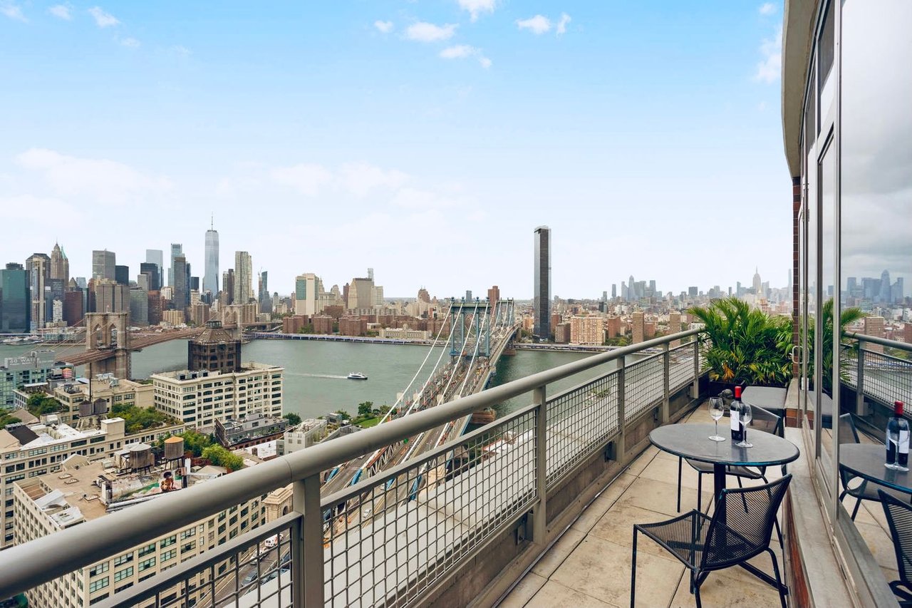 100 Jay St #32A 