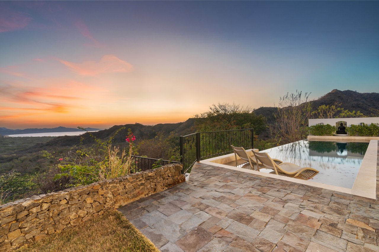 Casa Sunset | Luxurious Ocean-View Villa with Infinity Pool in Mar Vista