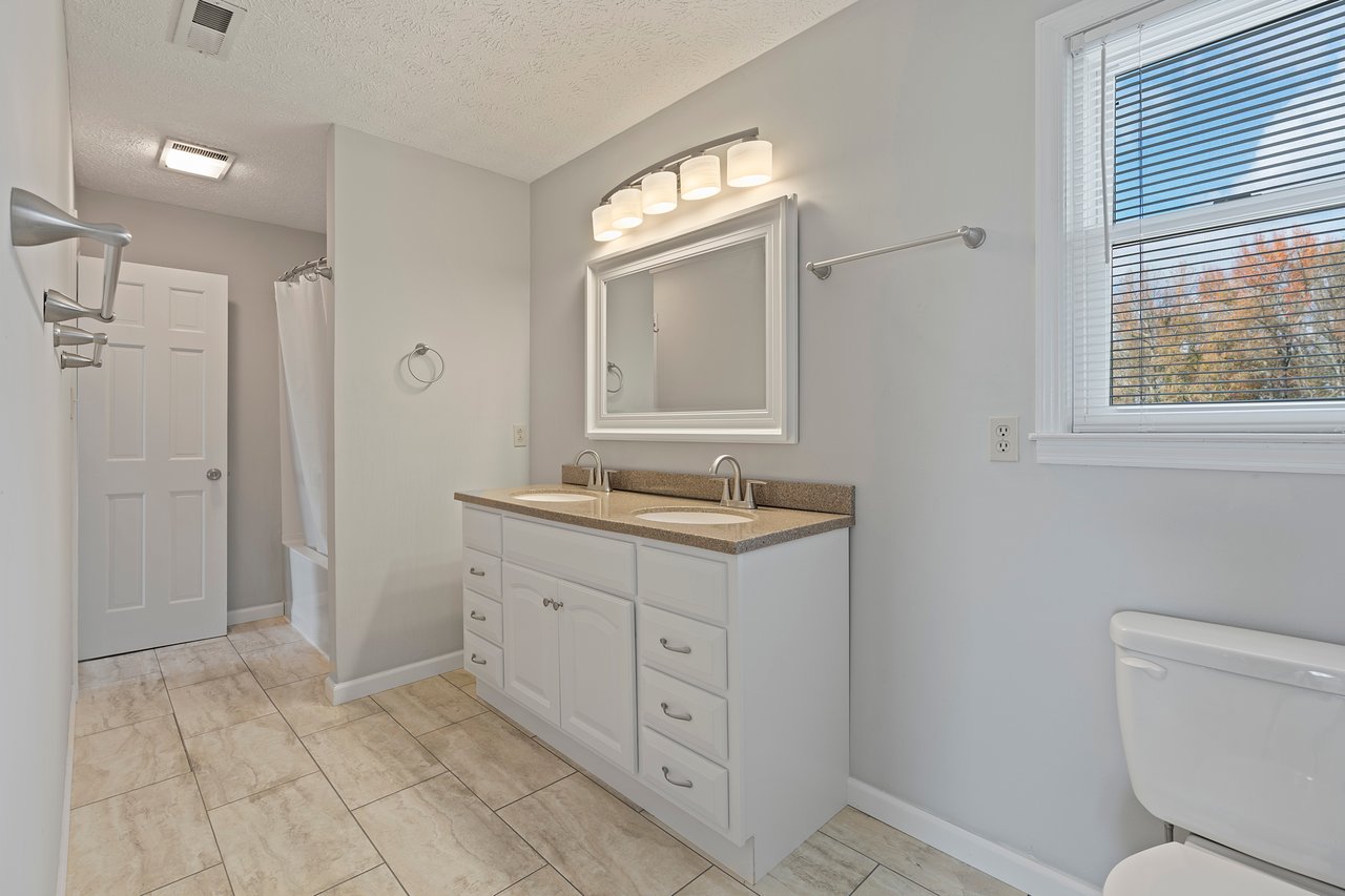 Spacious Athens Retreat with Pool!