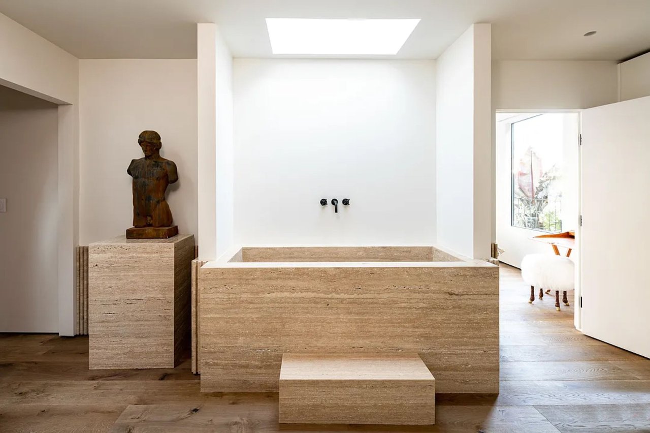 1883 Rising Glen Rd, Sunset Strip