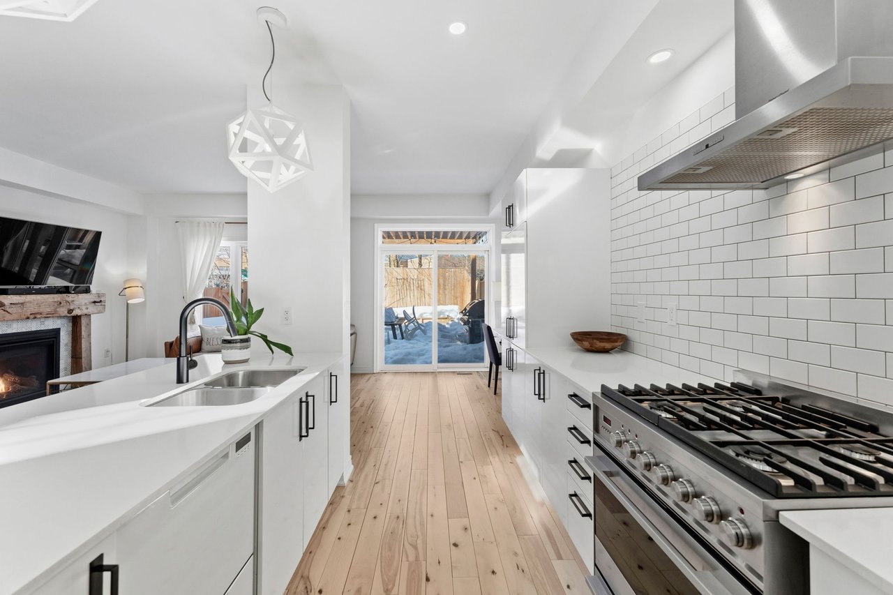 22 Forest Heights Crescent, Orillia