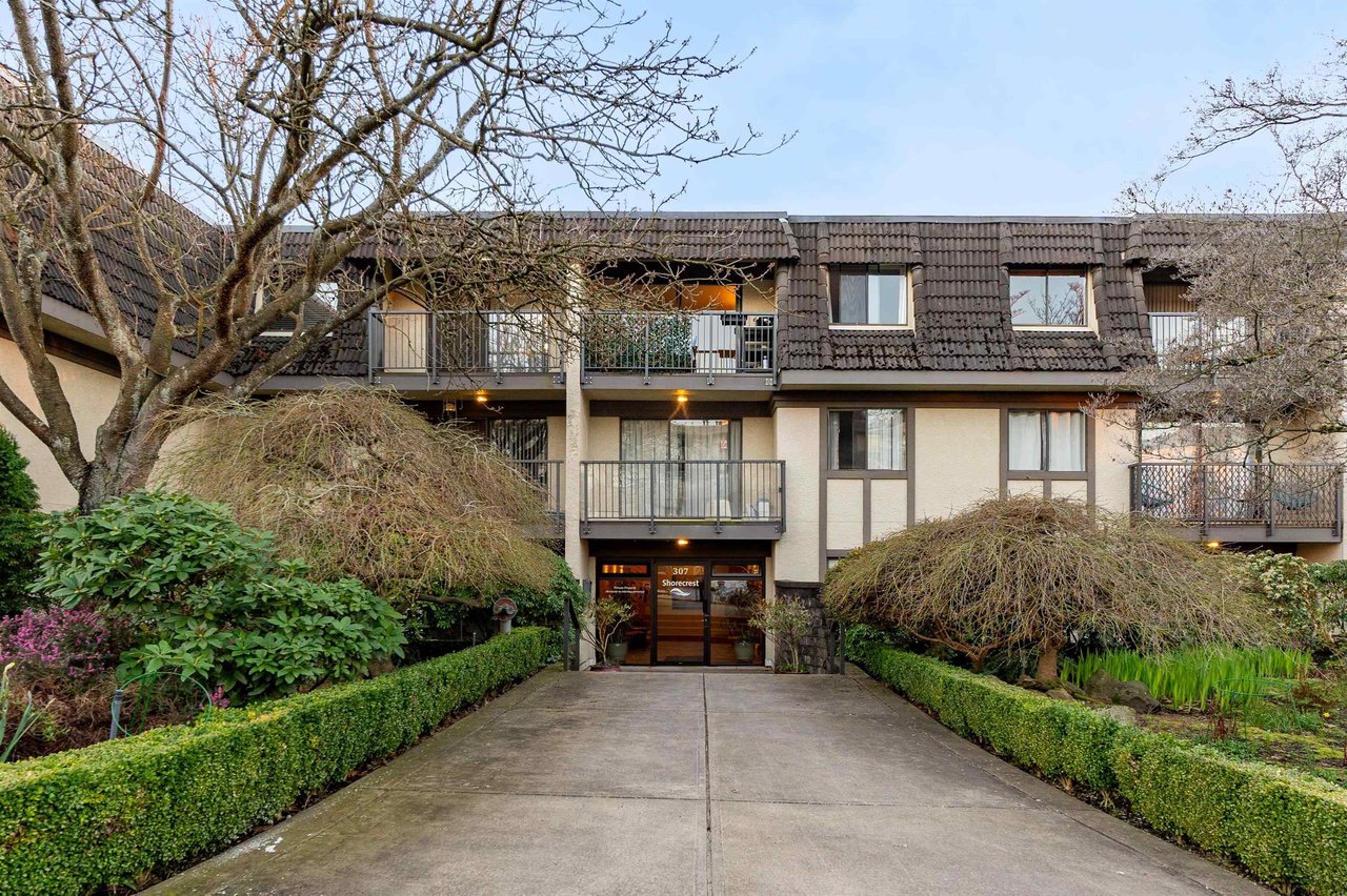 307 W 2nd St, #211