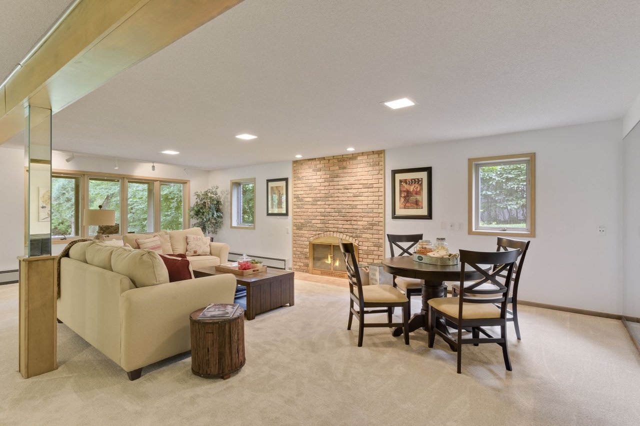 5629 Woodcrest Drive, Edina