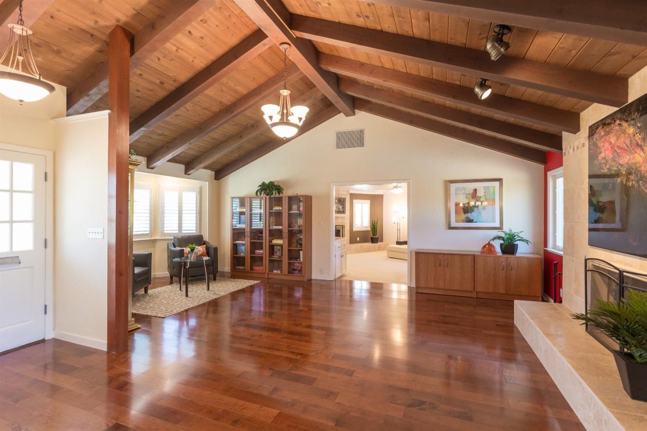 14305 Holden Court