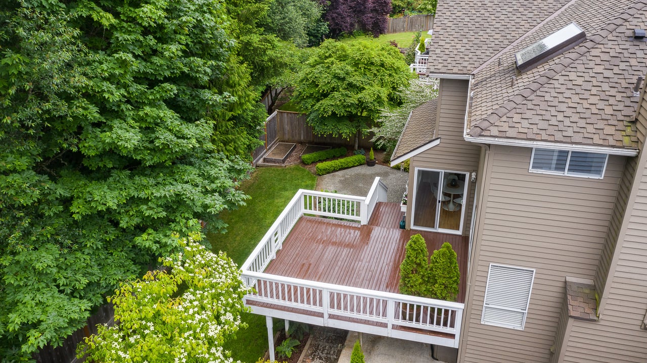 Rare Klahanie Offering on Private Greenbelt!